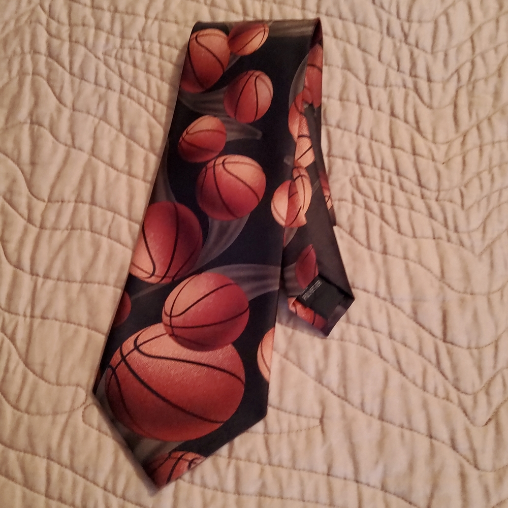 Ralph-Marlin Basketball Tie - Picture 2 of 7
